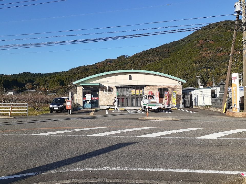 近くの食場郵便局まで1,767m（徒歩23分）