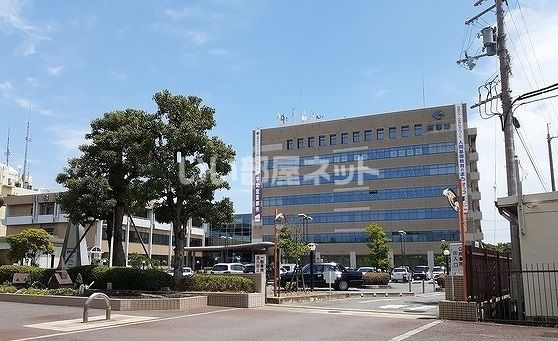 近くに役所あり