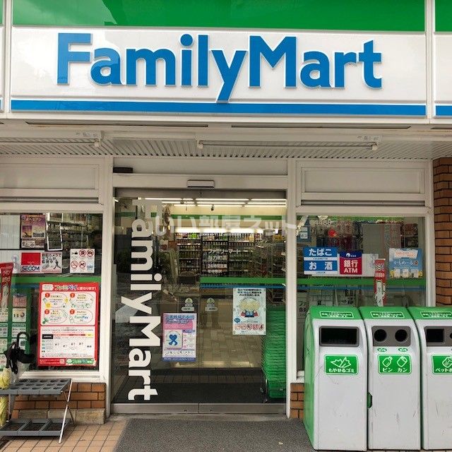 近くのファミリーマート 西天満五丁目店まで1,133m（徒歩15分）