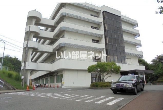 近くの東海大学大磯病院まで3,454m(徒歩44分)