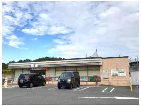 近くのセブンイレブン みさき公園前店まで627m(徒歩8分)