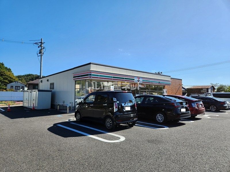 近くのセブンイレブン村田広畑店まで1,043m(徒歩14分)