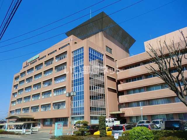 近くの病院まで2,000m（徒歩25分）