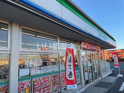 近くのファミリーマート ひたちなか向野店まで424m（徒歩6分）