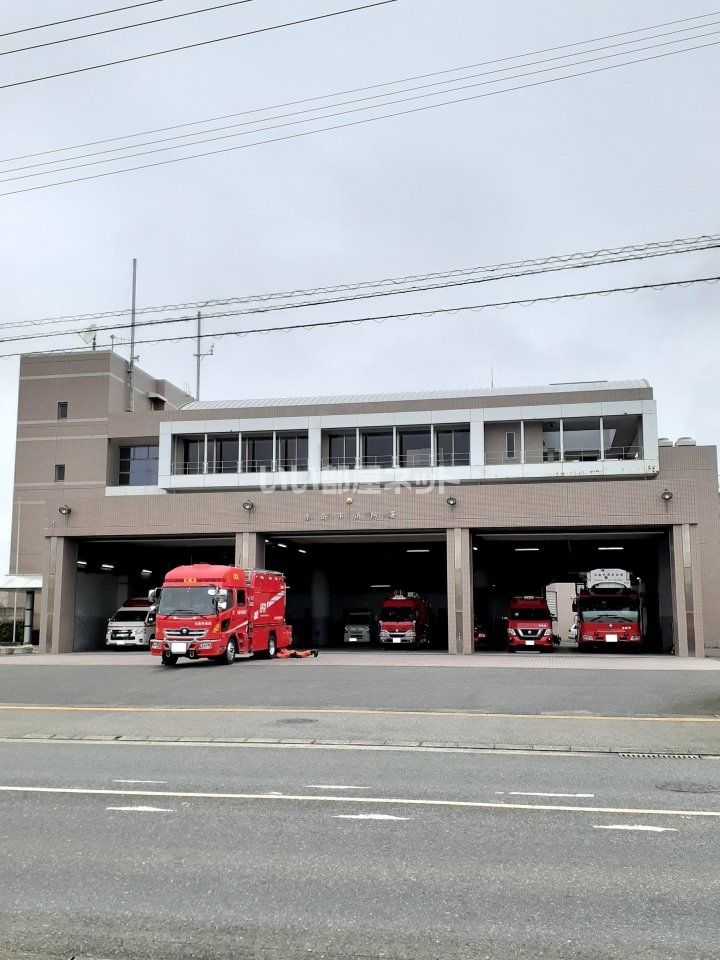 近くの糸島市消防署まで617m(徒歩8分)