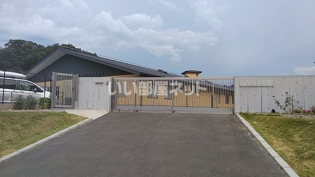 近くの南丹のぞみ園まで50m（徒歩1分）