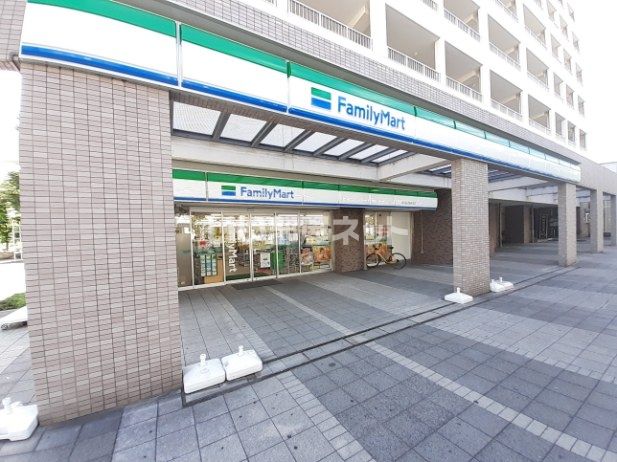 近くのファミリーマート　神戸脇浜海岸通店まで149m（徒歩2分）