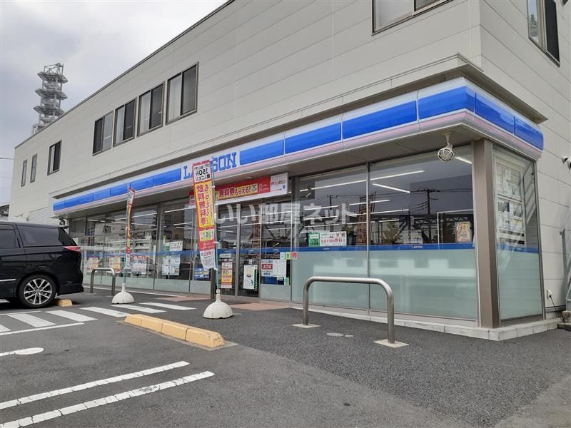 近くのコンビニまで1,301m（徒歩17分）