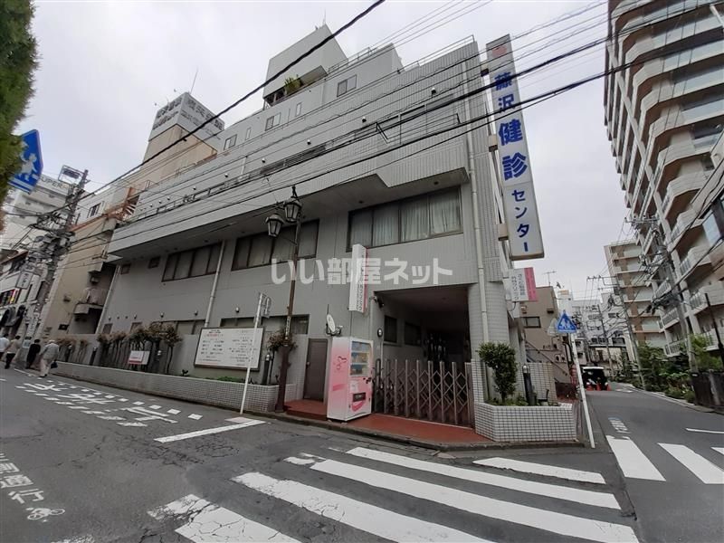 近くの病院まで620m（徒歩8分）