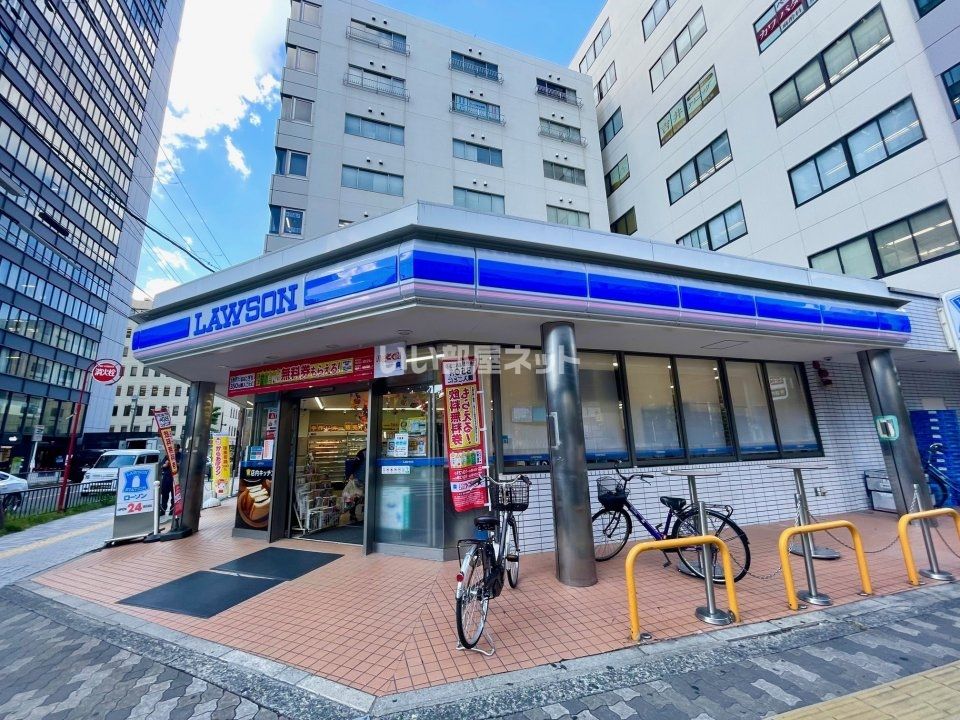 近くのコンビニまで516m（徒歩7分）