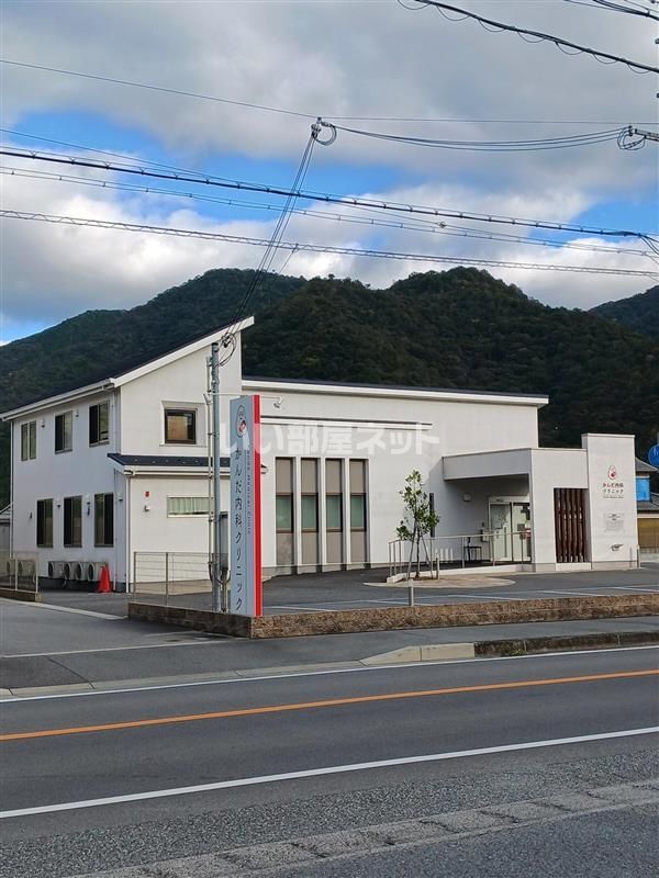 近くの病院まで1,079m（徒歩14分）