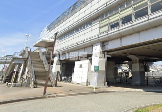 近くの施設まで1,989m（徒歩25分）