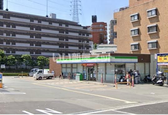 近くのファミリーマート 吹田千里山西店まで1,745m（徒歩22分）