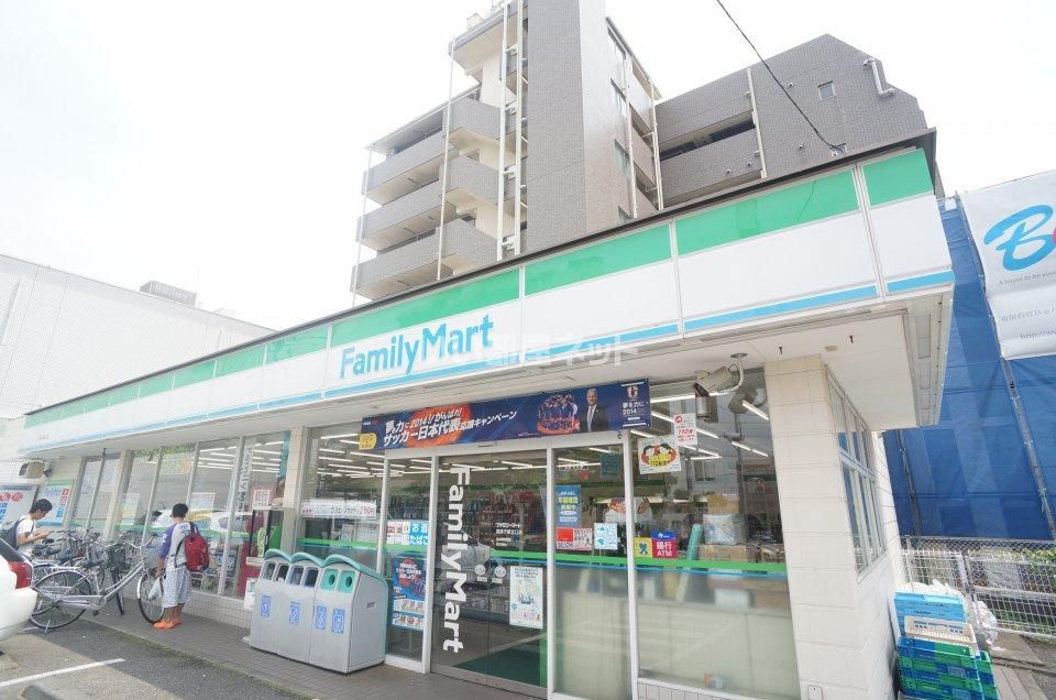 近くのファミリーマート　我孫子駅北口店まで55m（徒歩1分）