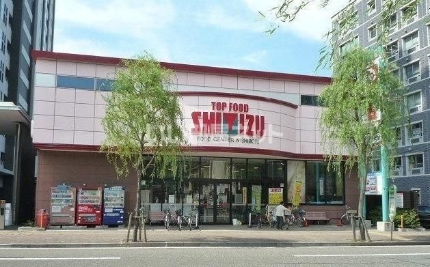 近くの施設まで1,729m(徒歩22分)