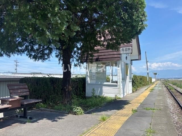 近くの施設まで1,145m（徒歩15分）