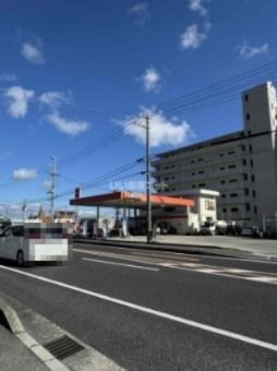 近くの志筑SSまで792m（徒歩10分）