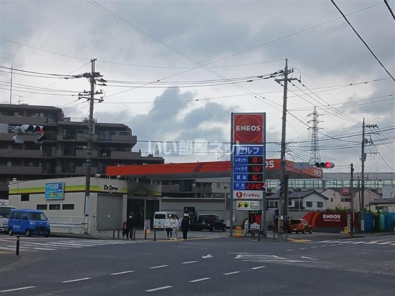 近くの施設まで8,225m（徒歩103分）