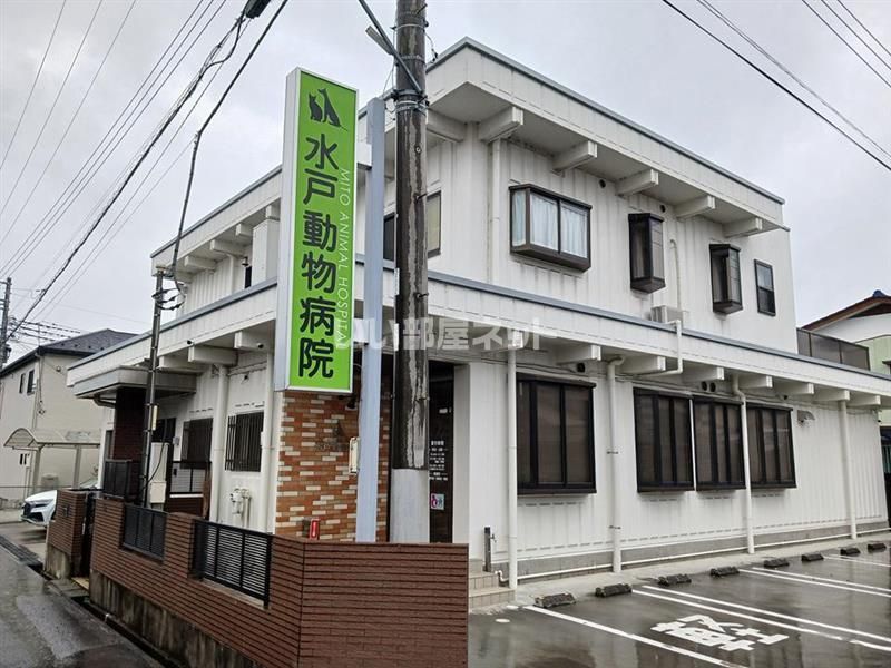 近くの病院まで1,448m（徒歩19分）