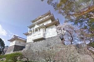 近くの小田原城まで645m（徒歩9分）