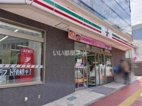 近くのセブンイレブン 川崎百合ヶ丘駅前店まで2,298m（徒歩29分）