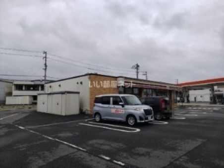近くのセブンイレブン 高松勅使町まで575m（徒歩8分）