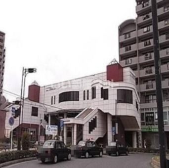 近くの施設まで1,518m（徒歩19分）