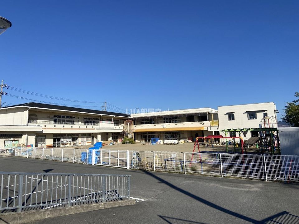 近くの奈良市立伏見こども園まで203m（徒歩3分）