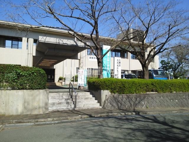 近くの西原村役場まで2,002m（徒歩26分）