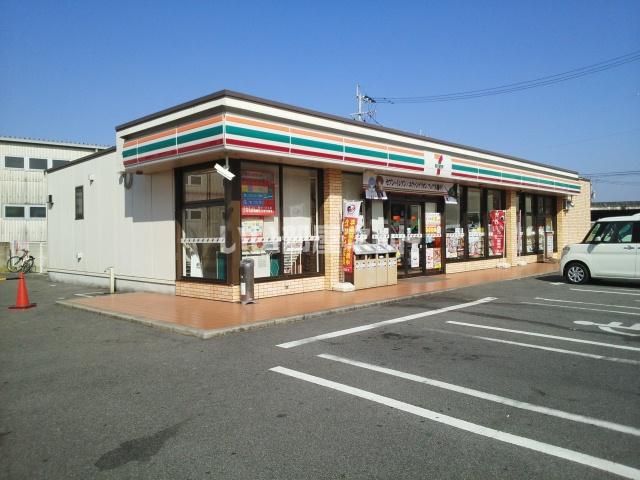 近くのセブンイレブン熊本西原１丁目店まで754m（徒歩10分）