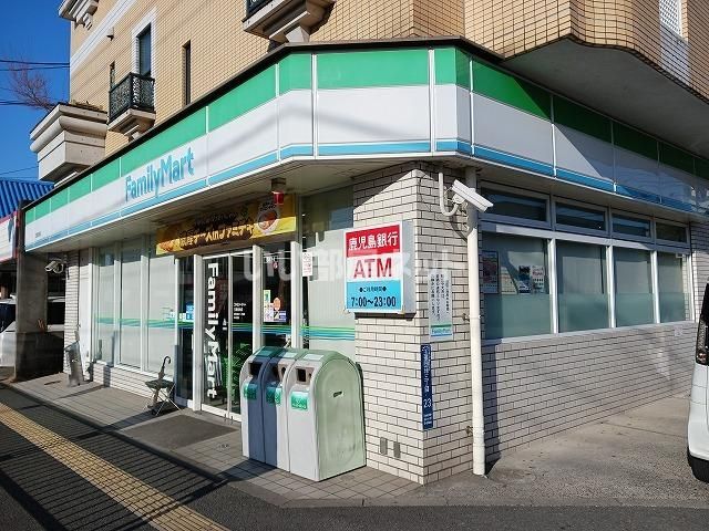 近くのファミリーマート 玉里団地店まで350m(徒歩5分)