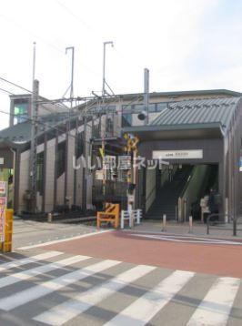 近くの多磨霊園駅まで790m(徒歩10分)
