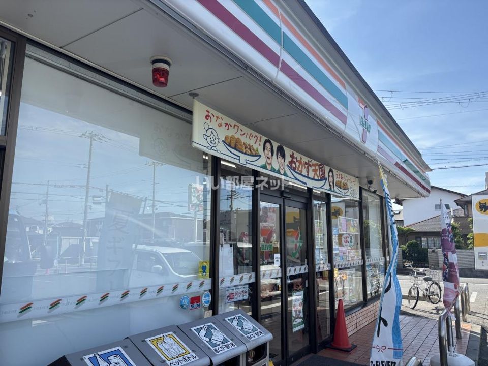 近くのセブンイレブン　加古川美乃利店まで807m（徒歩11分）