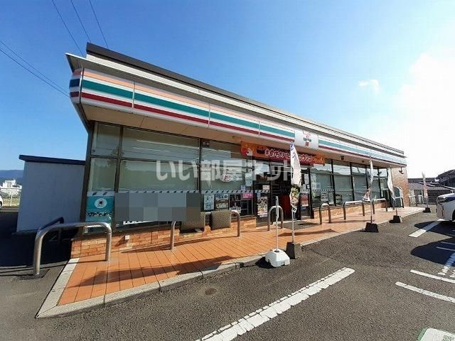 近くのセブン-イレブン 大分松岡店まで4,775m(徒歩60分)