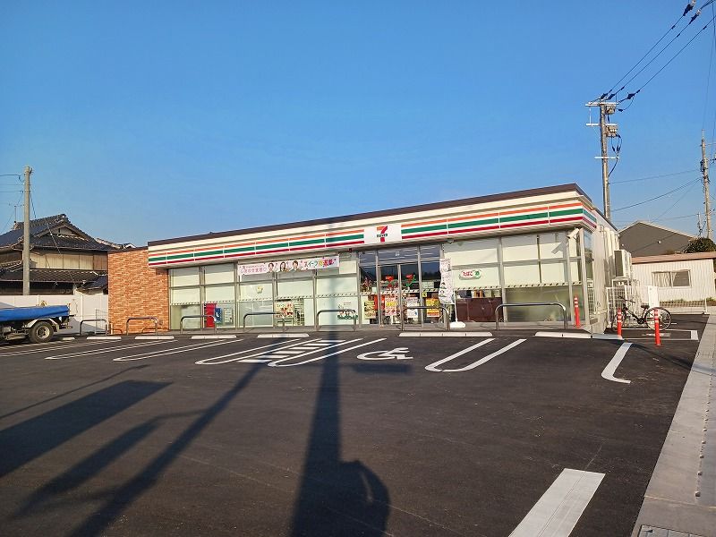 近くのセブンイレブン 小郡福童店まで789m（徒歩10分）