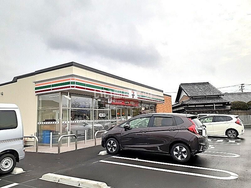 近くのセブンイレブン唐津インター店まで469m（徒歩6分）