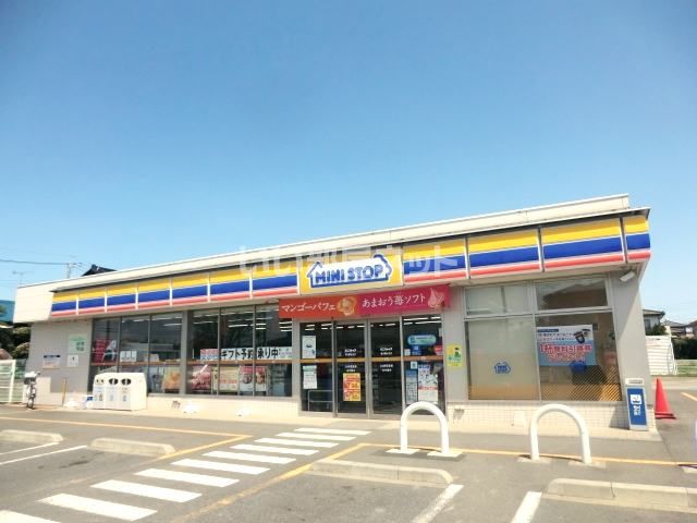 近くにコンビニあり