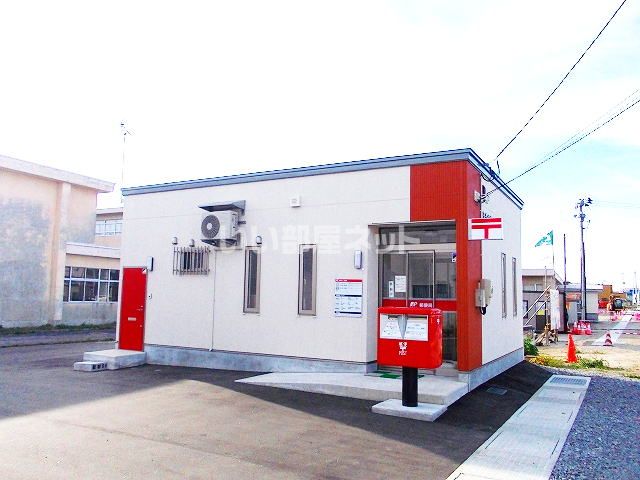 近くの青森南簡易郵便局まで81m(徒歩2分)