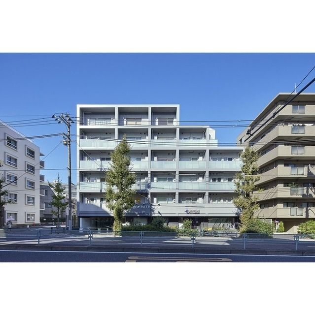 アパートメンツ都立大学の外観画像