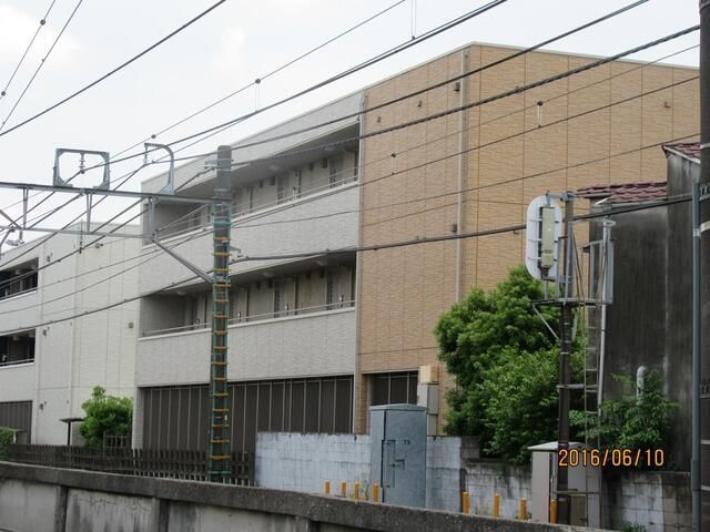 シャイニングハイロードの外観画像