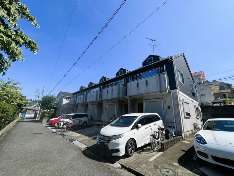 ロータスの外観画像