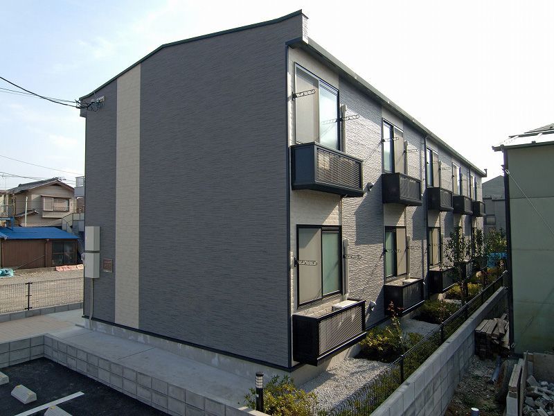 レオパレスパピーズスプリングの外観画像