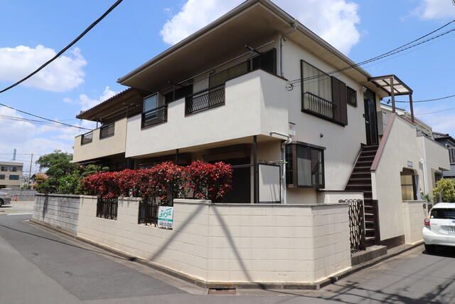 プティ フォンテーヌの外観画像