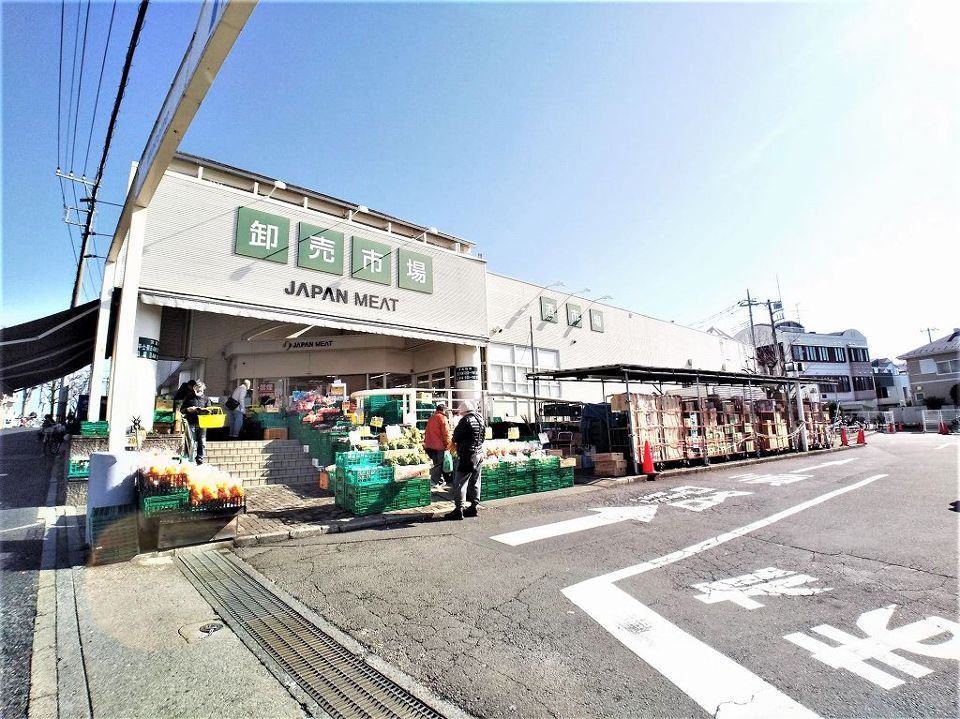 近くに施設あり