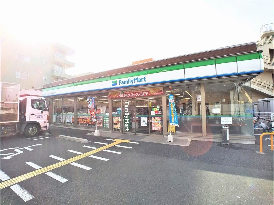 近くに施設あり