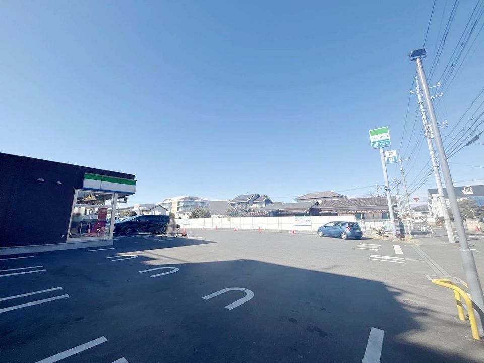 近くに施設あり