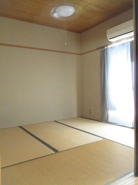 ベッドルーム