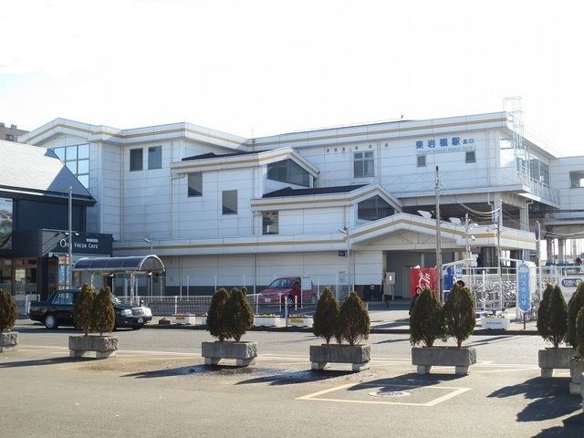 近くの東岩槻駅まで1,000m(徒歩13分)