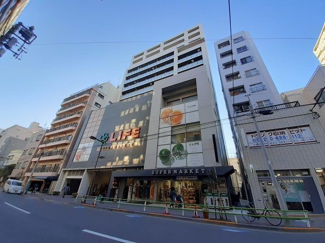 近くのライフまで290m(徒歩4分)