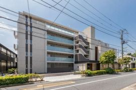 EAST PORTの外観画像